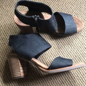 TOMS denim strap w wood heels